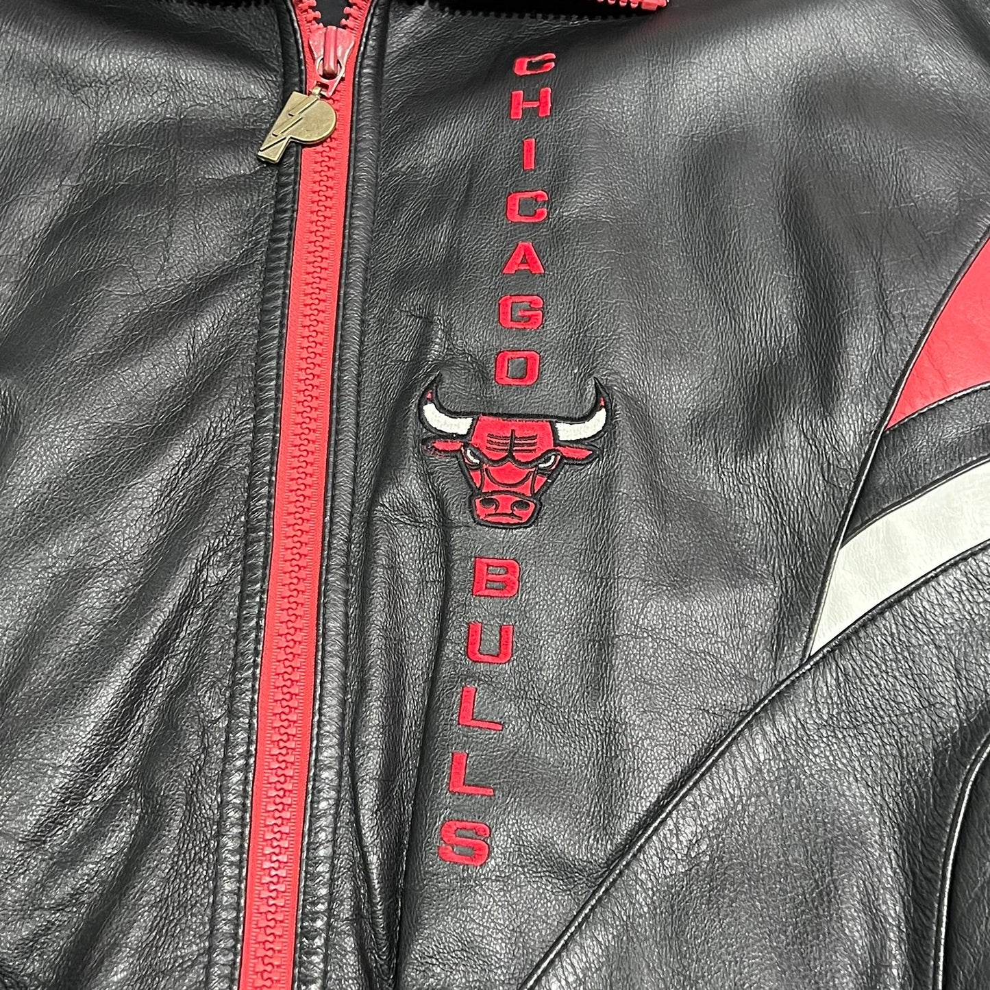 Vintage 90's Chicago Bulls Pro Player Leather Jacket Mens Medium NBA Coat