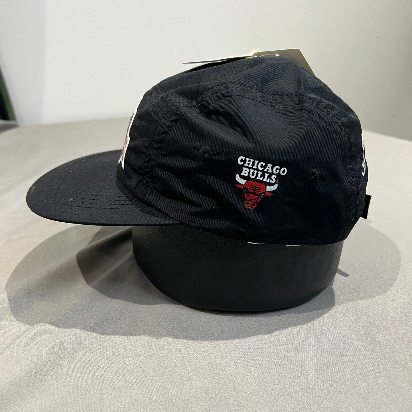 NWT Vintage Chicago Bulls Taz Kids Youth Strapback Hat Black Looney Tunes