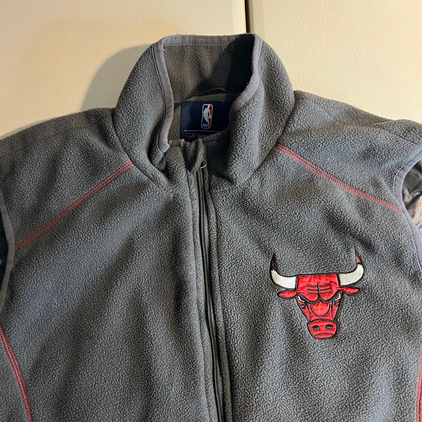 Chicago Bulls Jacket Mens Large G-III Gray Vest Zip Up Fleece Carl Banks NBA