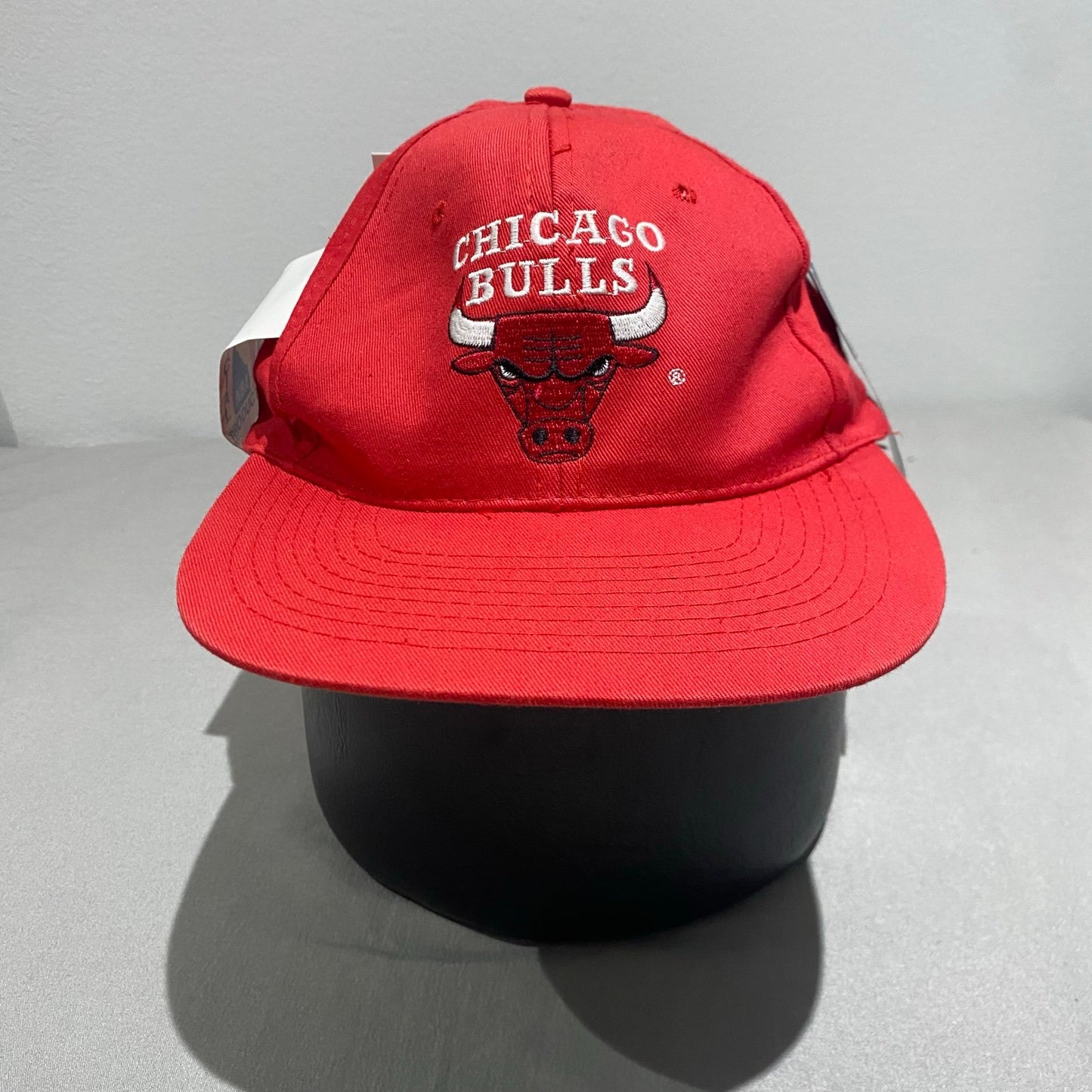 NWT Vintage Chicago Bulls Snapback Hat Drew Pearson Red NBA Adult Cap