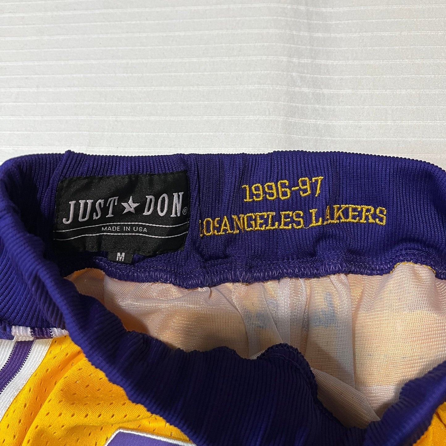 Los Angeles Lakers Shorts Just Don Mens Medium 1996-97 Gold Purple