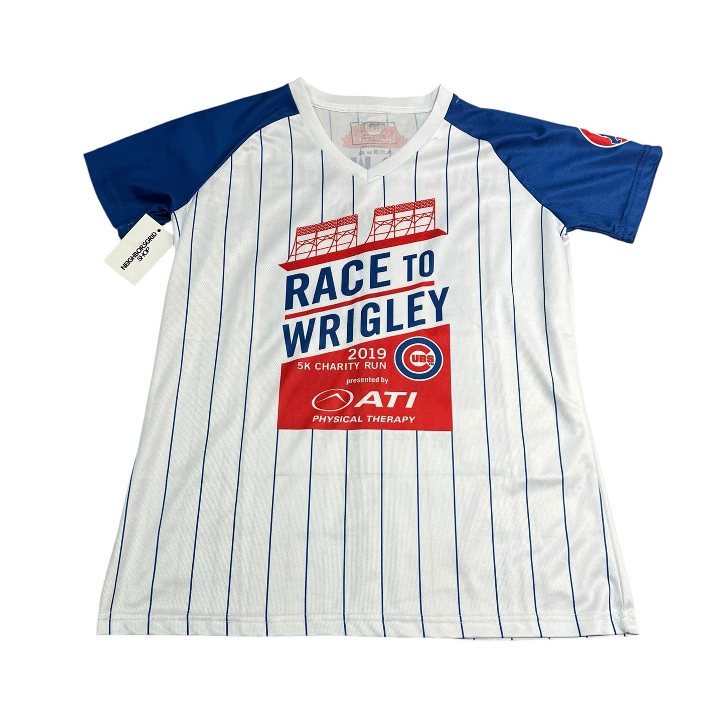 Chicago Cubs Shirt Womans Large Race to Wrigley Field 2019 Short Sleeve MLB