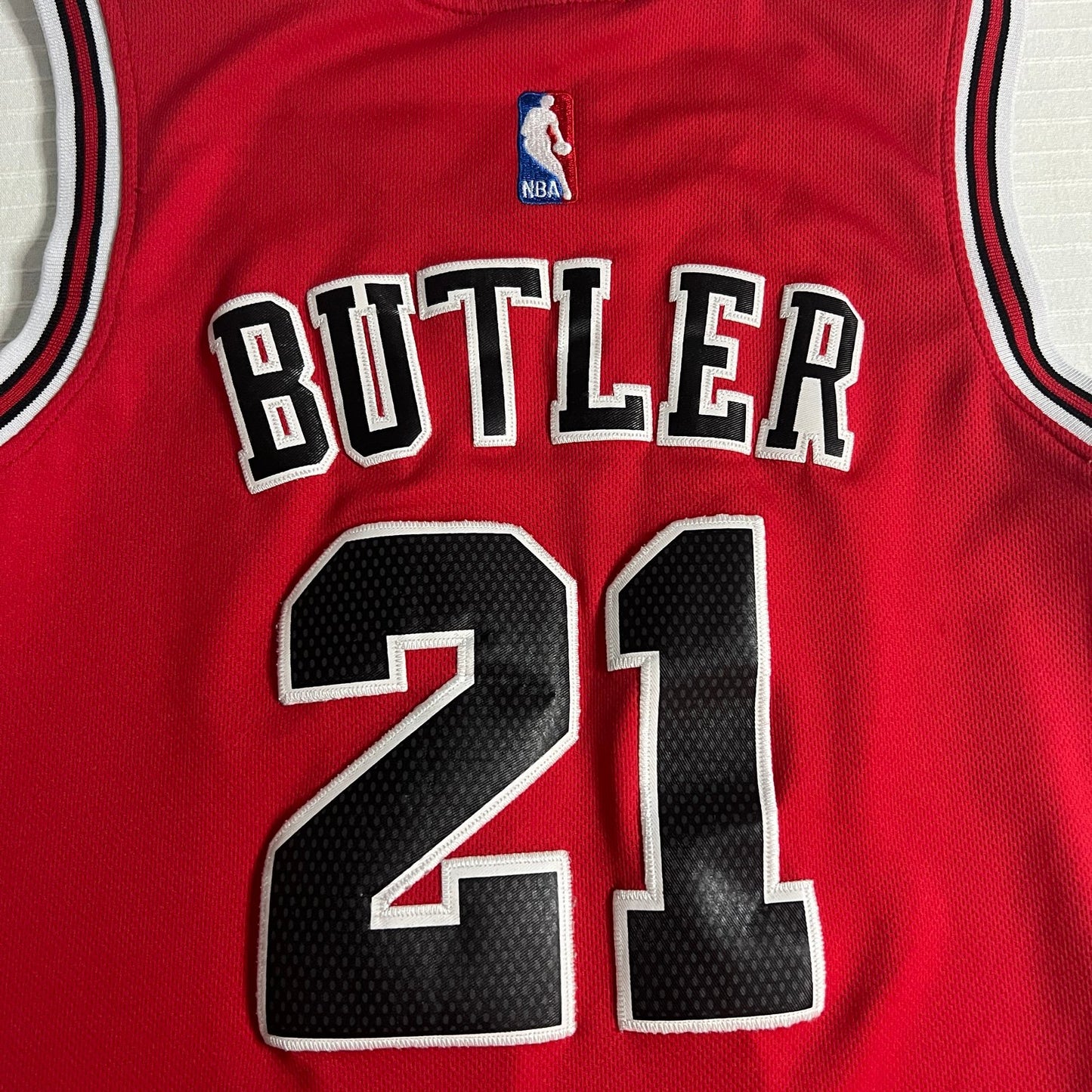 Jimmy Butler Jersey Kids Small Chicago Bulls Adidas Stitch Sewn Length +2 NBA