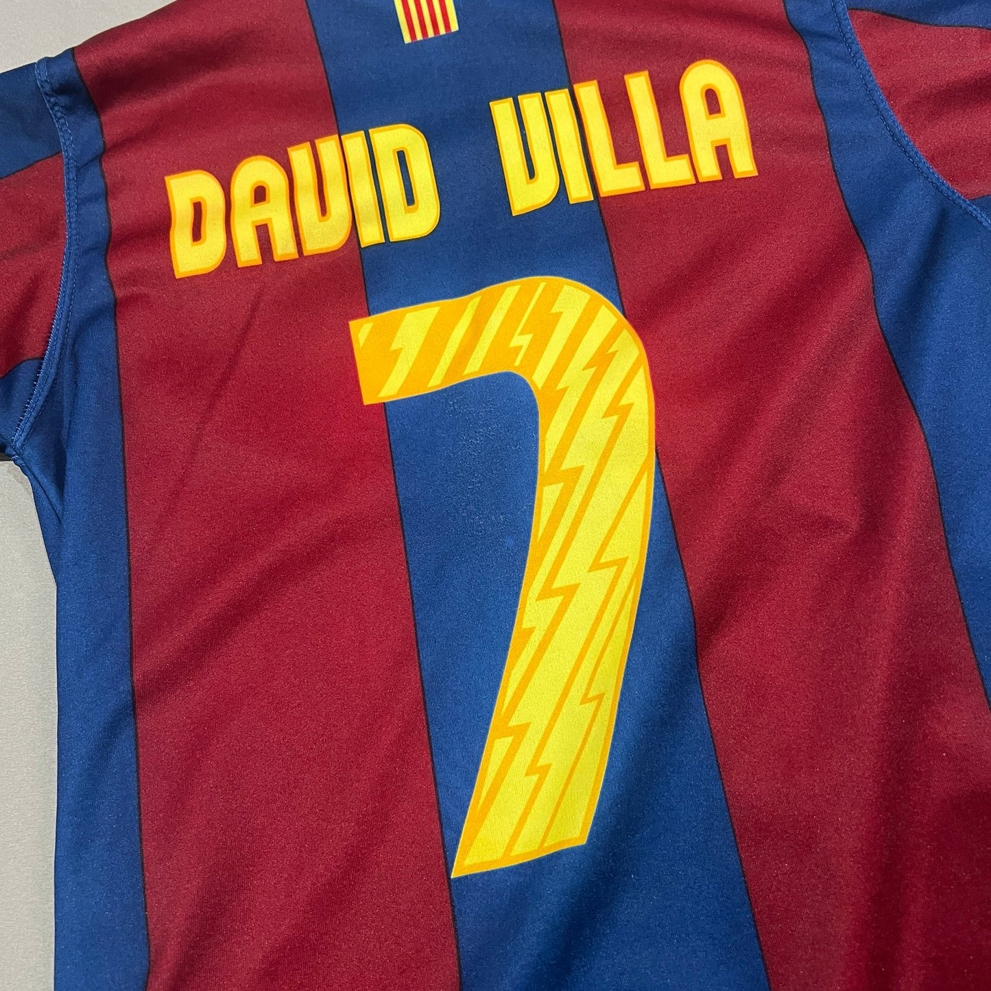 FC Barcelona Jersey David Villa Kids Youth XL Soccer #7 Futbol