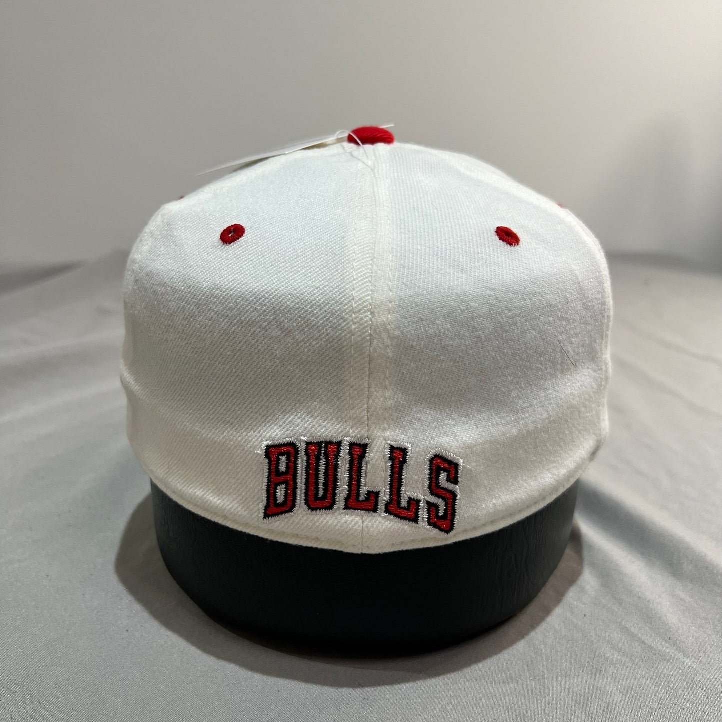 Chicago Bulls Fitted Hat Small/Medium Adidas Climaelite NBA White Red Cap Adult