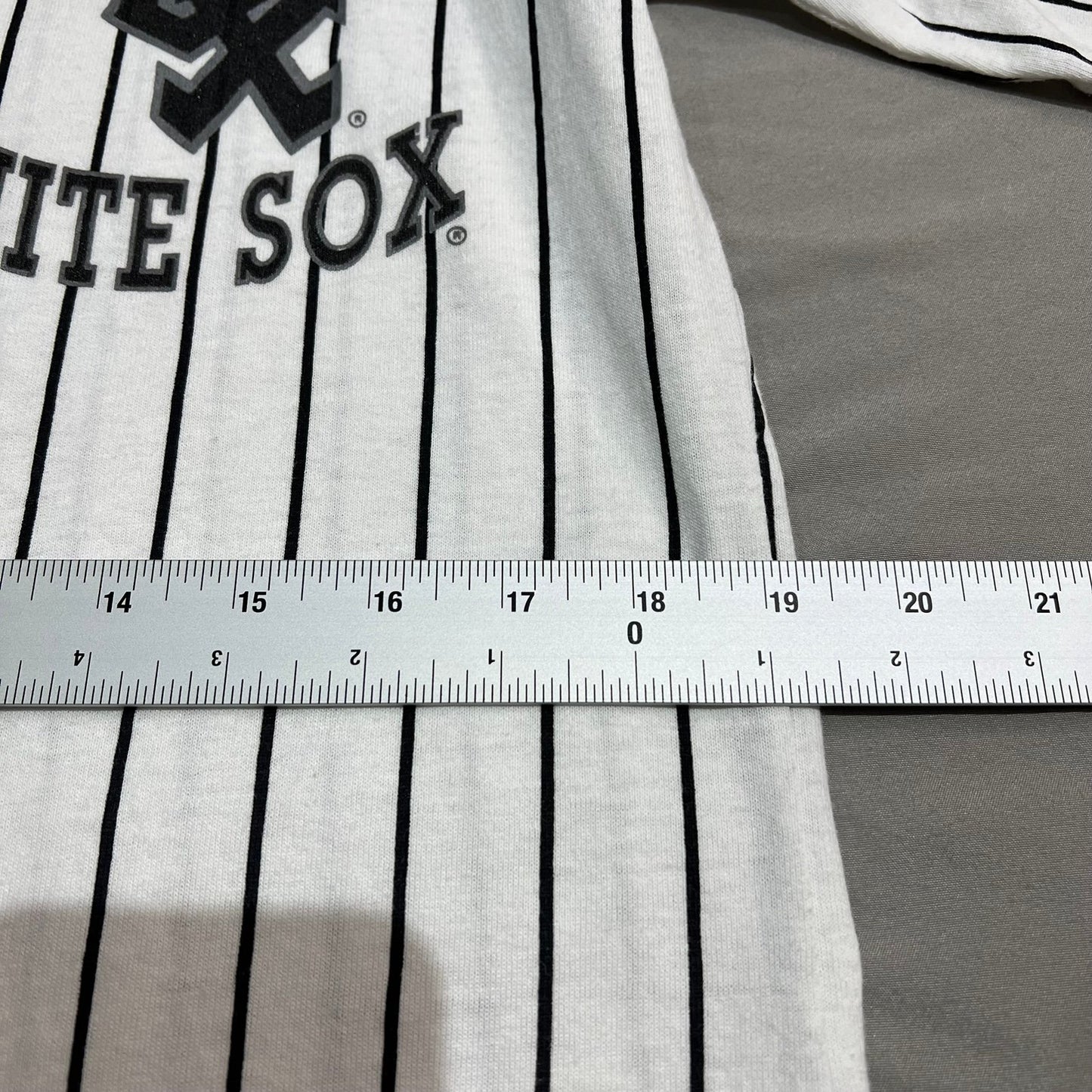 Vintage 90's Chicago White Sox Jersey Mens Medium MLB Blank No Name